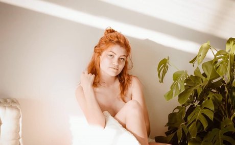 Photo nue de fuite OnlyFans de Ellora Haonne