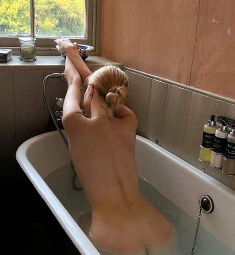 Photo nue de fuite OnlyFans de Vladababy