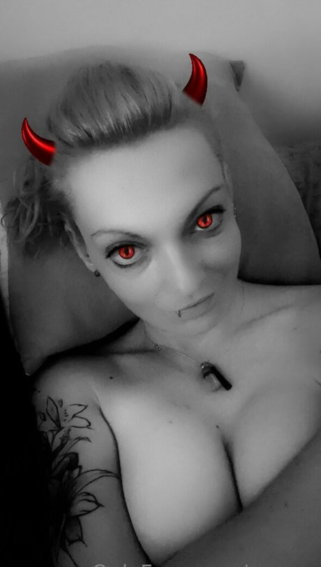 Photo nue de fuite OnlyFans de Zaryaz
