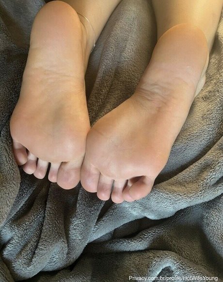 Photo nue de fuite OnlyFans de Hotwifeyoung