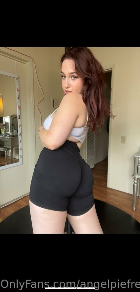 Photo nue de fuite OnlyFans de Angelpiefree