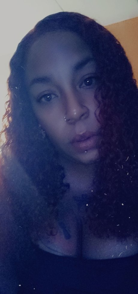 Photo nue de fuite OnlyFans de Bellamari