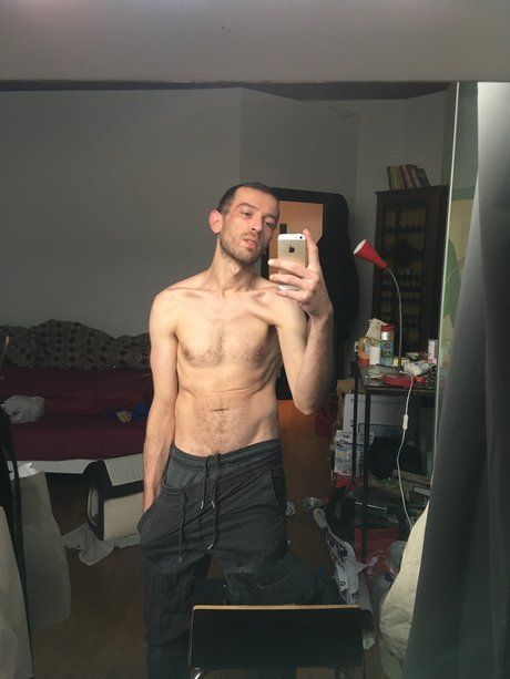 Photo nue de fuite OnlyFans de Esckaenor