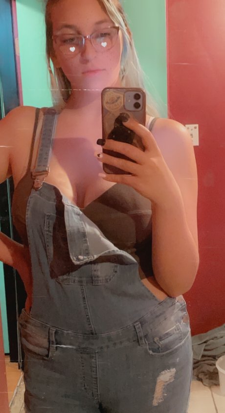 Kitten