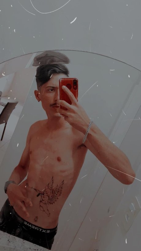 Photo nue de fuite OnlyFans de Ryan Carlos Oliveira