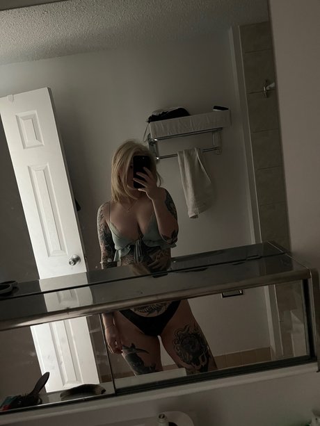 Photo nue de fuite OnlyFans de Unknownalison