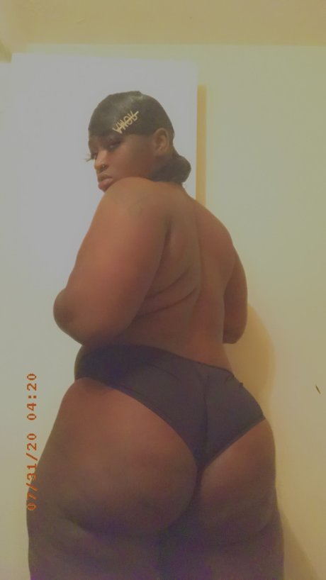 Photo nue de fuite OnlyFans de Big Booty Judy