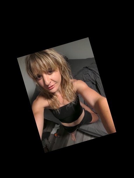 Photo nue de fuite OnlyFans de Veronica