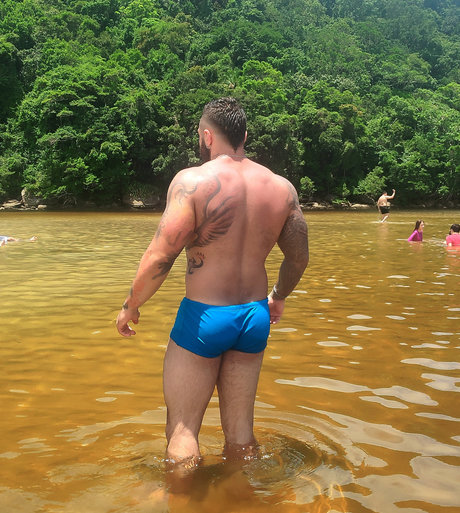 Photo nue de fuite OnlyFans de Willcontratesi