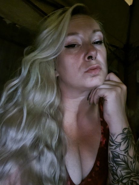 Photo nue de fuite OnlyFans de Moonbitxh