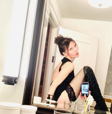 Photo nue de fuite OnlyFans de Elena