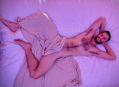 Photo nue de fuite OnlyFans de Gray