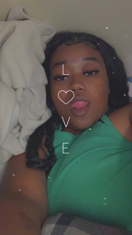 Photo nue de fuite OnlyFans de Naee 