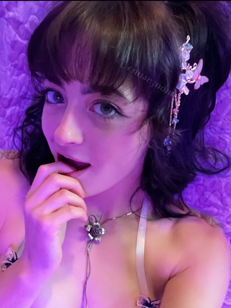 Photo nue de fuite OnlyFans de Venus Venom