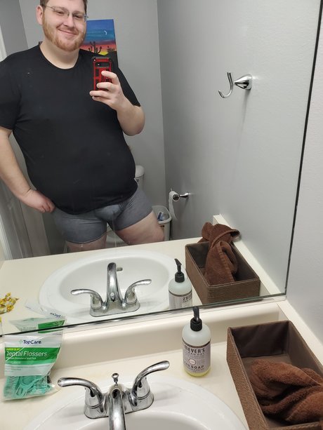 Photo nue de fuite OnlyFans de Big Pickles Of