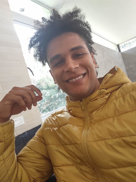 Photo nue de fuite OnlyFans de Alex Moreno