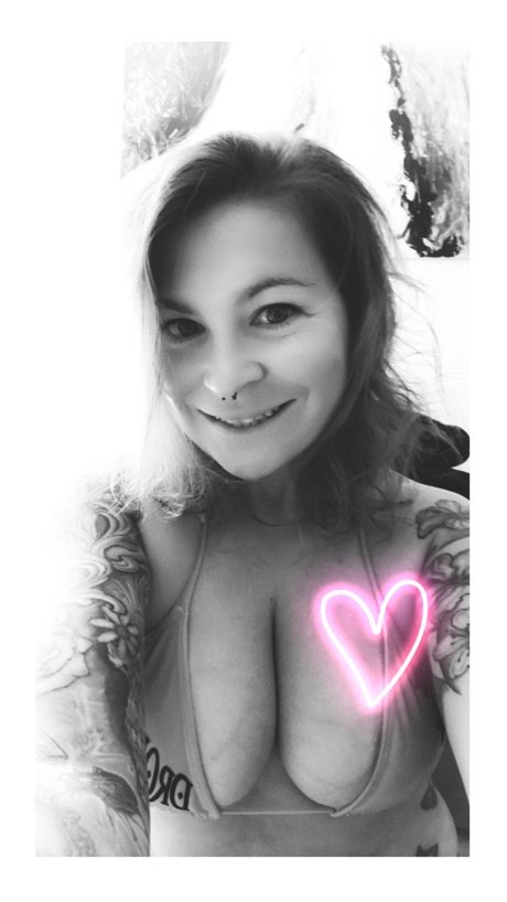 Photo nue de fuite OnlyFans de Stella