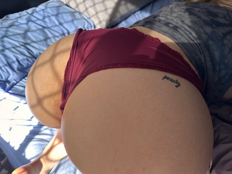Photo nue de fuite OnlyFans de Peachy Caity