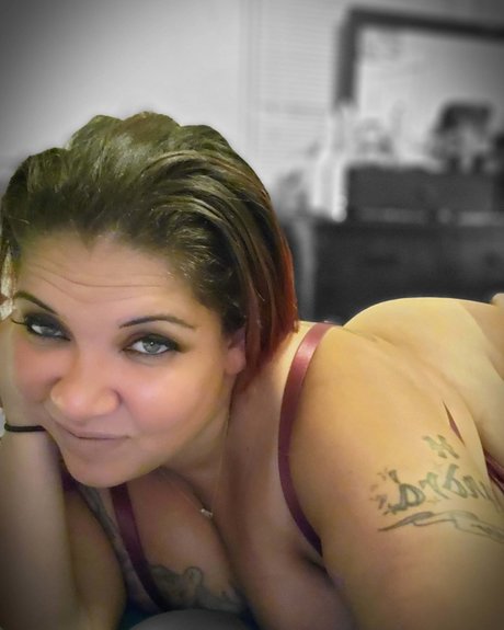 Photo nue de fuite OnlyFans de Queenlyonezz