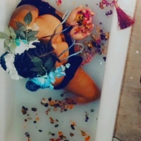 Photo nue de fuite OnlyFans de Minisparxx
