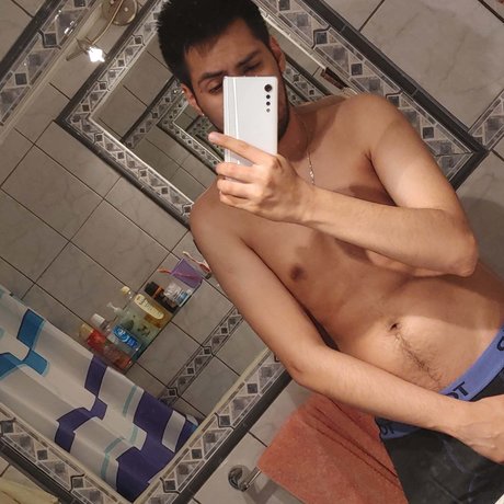Photo nue de fuite OnlyFans de Okaiser