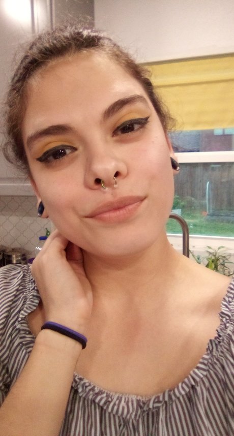 Photo nue de fuite OnlyFans de Nova 