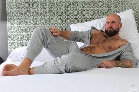 Photo nue de fuite OnlyFans de Hendrick Lewis