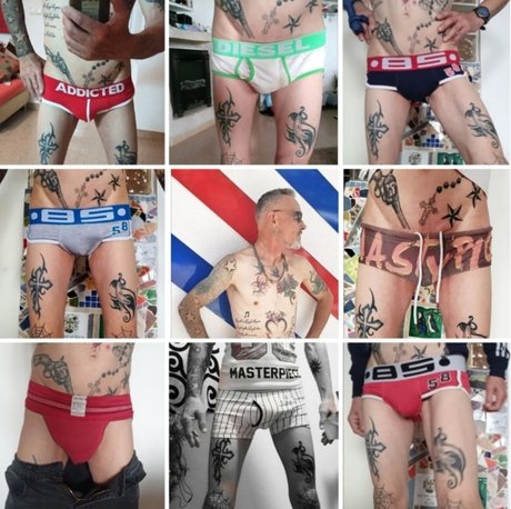 Photo nue de fuite OnlyFans de Tattooedasfuck