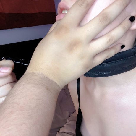 Photo nue de fuite OnlyFans de Bunny N Cora