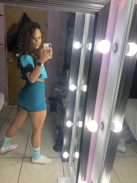 Photo nue de fuite OnlyFans de Abril