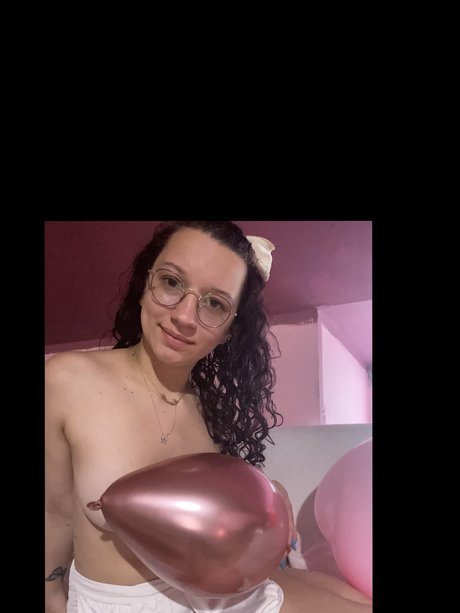 Photo nue de fuite OnlyFans de Darlingatore