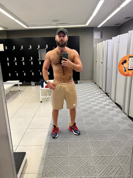 Photo nue de fuite OnlyFans de George