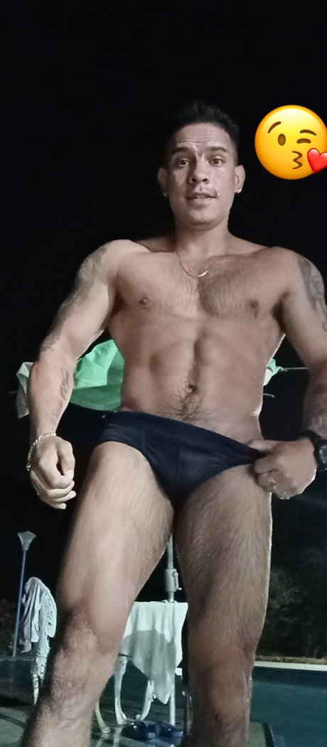 Photo nue de fuite OnlyFans de Martinhalt