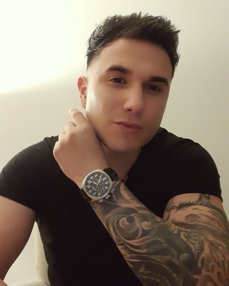 Photo nue de fuite OnlyFans de  Hot Piscean 