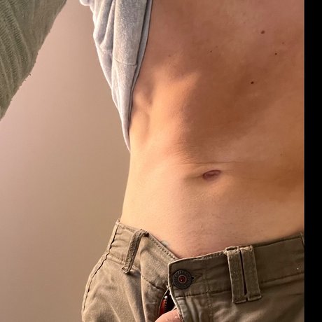 Photo nue de fuite OnlyFans de Justin