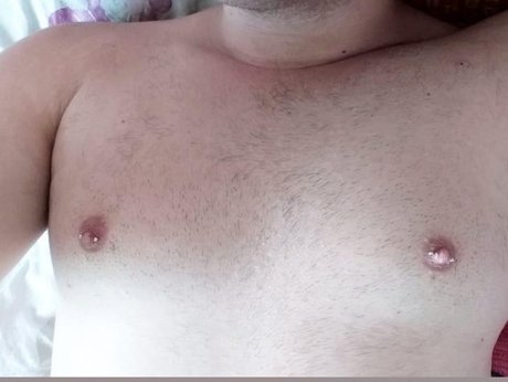 Photo nue de fuite OnlyFans de Nippleboy