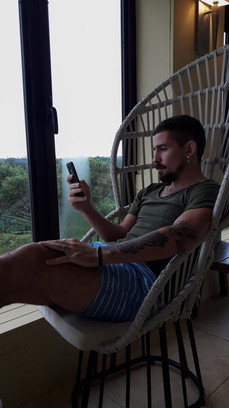 Photo nue de fuite OnlyFans de David Frizzo