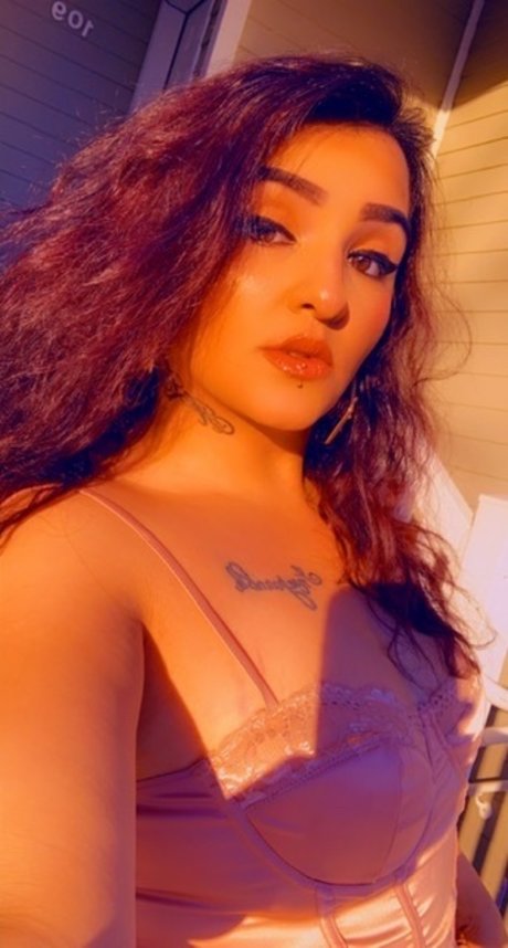 Photo nue de fuite OnlyFans de Jasmine Holmes