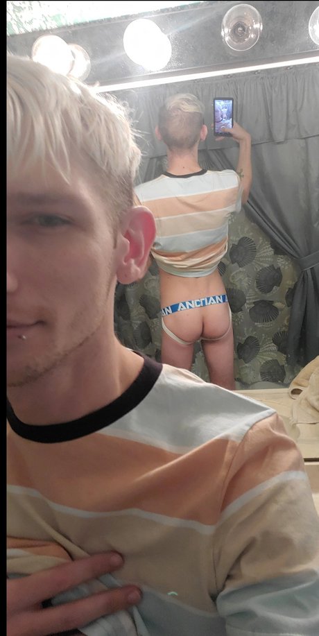 Photo nue de fuite OnlyFans de Nicolas Ryan