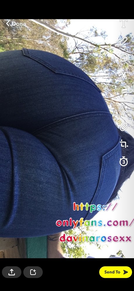 Photo nue de fuite OnlyFans de Rose