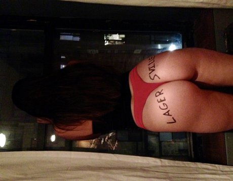 Photo nue de fuite OnlyFans de Nixxx