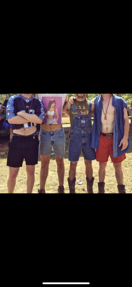 Photo nue de fuite OnlyFans de Country Frat