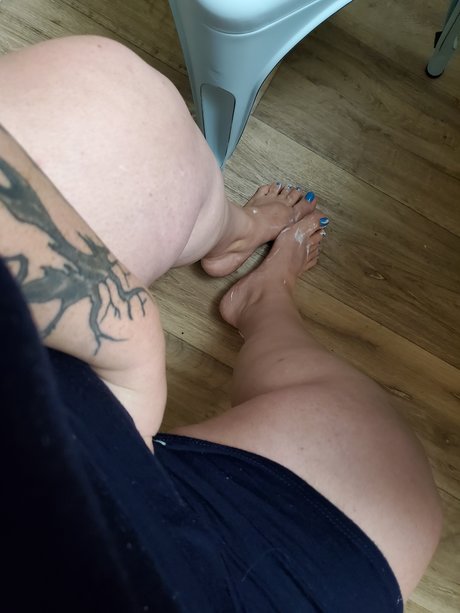 Photo nue de fuite OnlyFans de Feetfrenzy