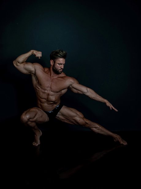 Photo nue de fuite OnlyFans de Geeorge Steel