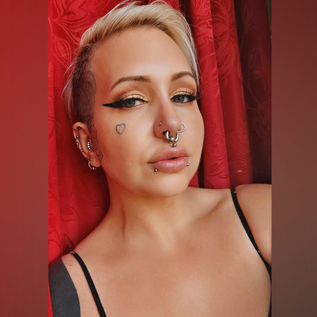 Photo nue de fuite OnlyFans de Devils Savage