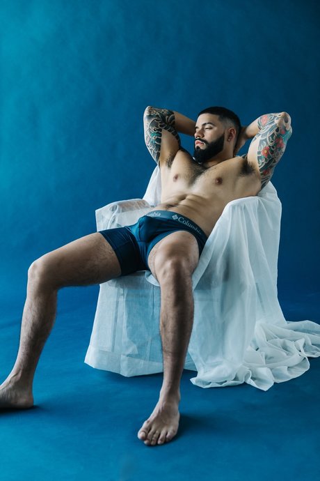 Photo nue de fuite OnlyFans de Novelapapi