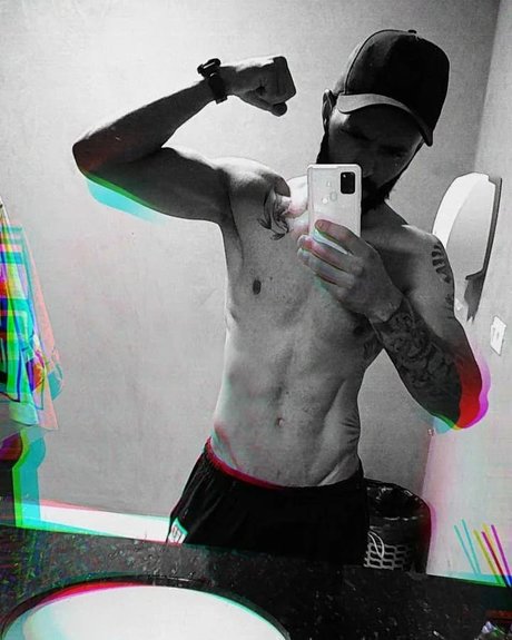 Photo nue de fuite OnlyFans de Joo Paulo