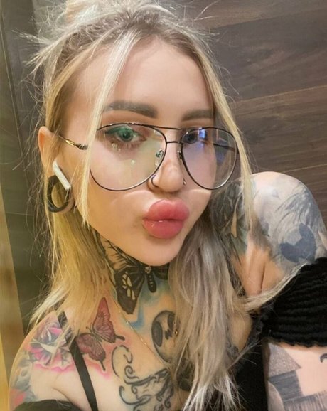 Photo nue de fuite OnlyFans de Outlawbarbieee