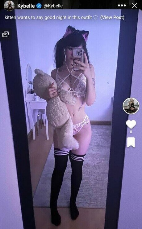 Photo nue de fuite OnlyFans de Kybelle