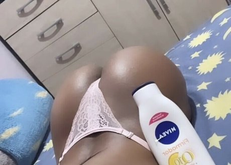 Larissa Soares
